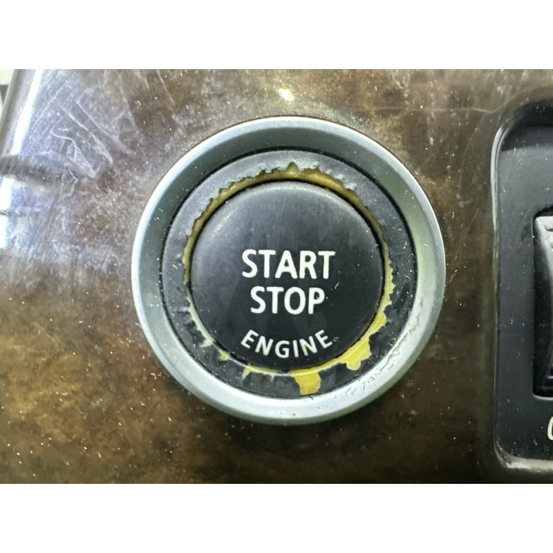 Декоративная накладка торпедо (салон) BMW 3-series E90 2010 3.0 N54 51456985540