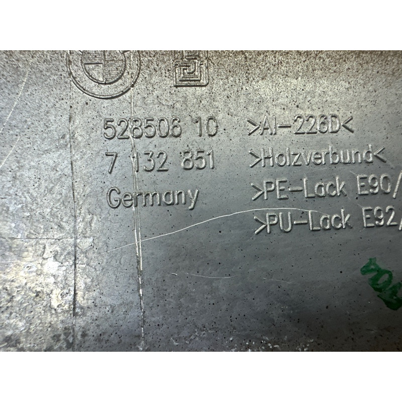 Декоративная накладка торпедо (салон) BMW 3-series E90 2010 3.0 N54 51456985540