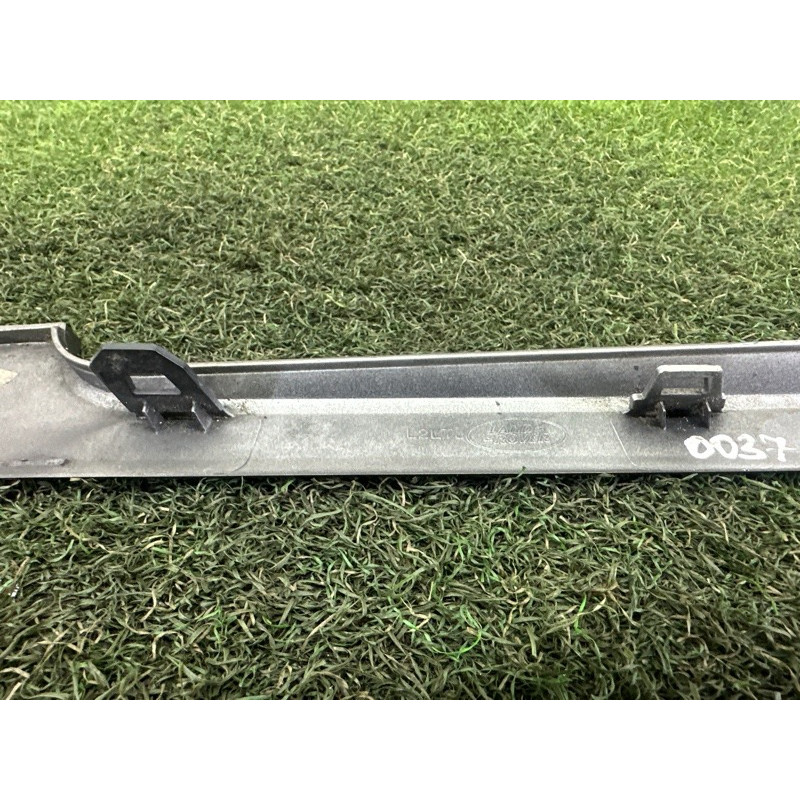 Молдинг бампера (кузов и элементы) LAND ROVER Range Rover L405 2016 5.0 LR087227