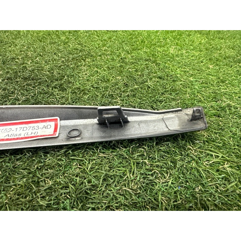 Молдинг бампера (кузов и элементы) LAND ROVER Range Rover L405 2016 5.0 LR087227