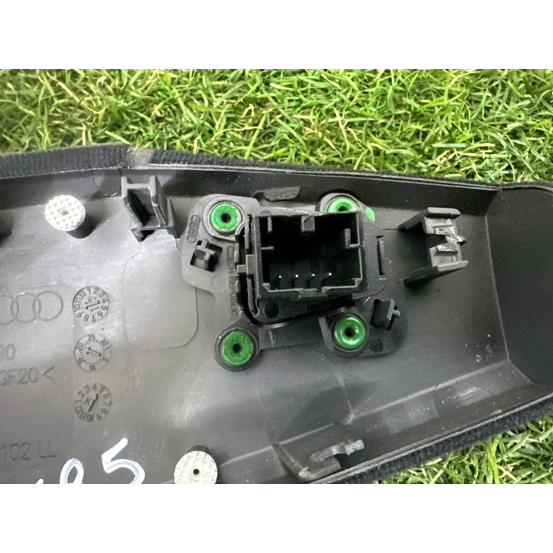 Декоративная накладка торпедо (салон) AUDI A4 B9 2018 2.0 DBPA 8W1853190GUT5