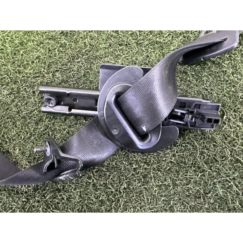 Ремінь безпеки (airbag / безпека) LAND ROVER RANGE ROVER Sport L494 2016 3.0 Diesel LR086250