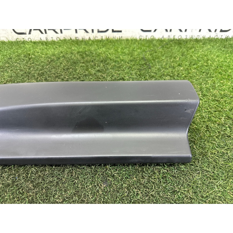 Молдинг двери внешний (кузов и элементы) LAND ROVER RANGE ROVER Sport L494 2016 3.0 Diesel LR077214