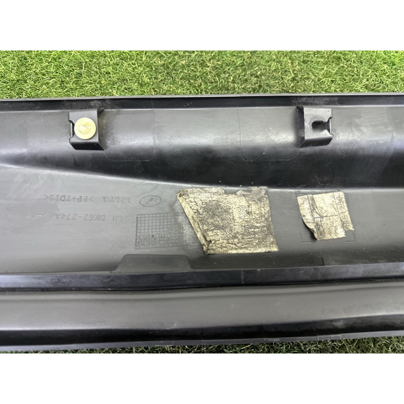 Молдинг двери внешний (кузов и элементы) LAND ROVER RANGE ROVER Sport L494 2016 3.0 Diesel LR077214