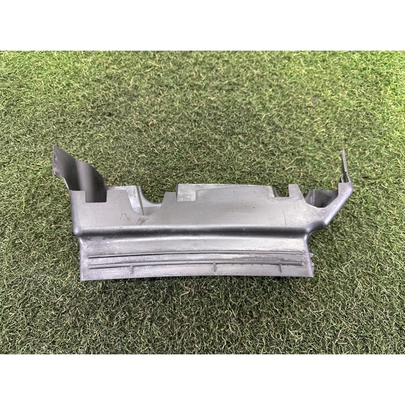 Воздуховод радиатора (кузов и элементы) Volkswagen Touareg NF 2012 3.0 TDI 7P6121395