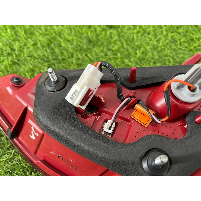 Задній ліхтар (оптика) Hyundai Ioniq AE 2018 1.6 Hybrid 92403G2150