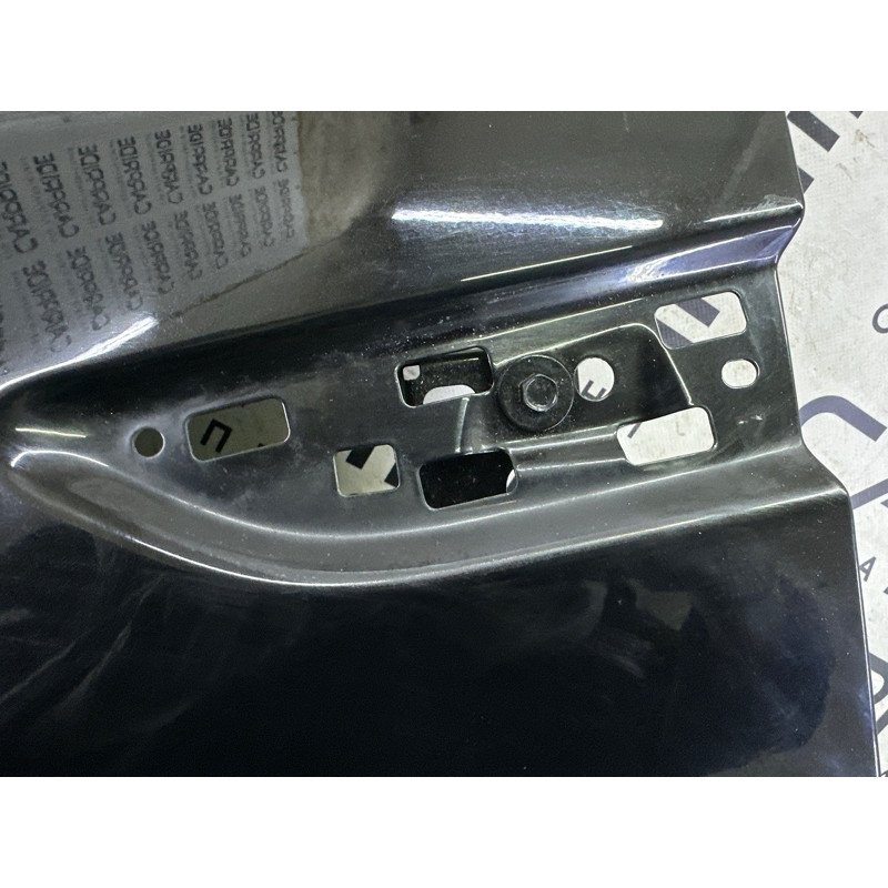 Крило (наружные элементы кузова) LAND ROVER Discovery Sport L550 2016 2.0 LR061384