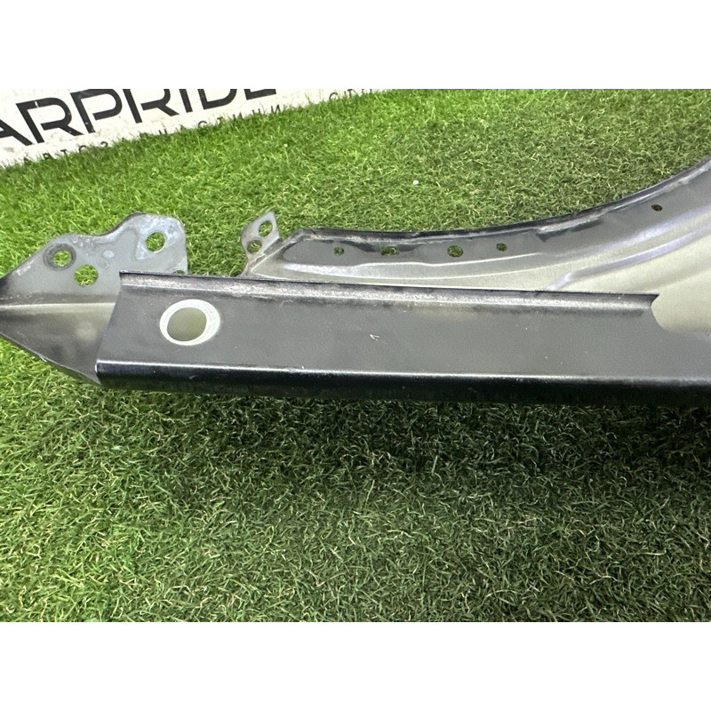 Крило (наружные элементы кузова) LAND ROVER Discovery Sport L550 2016 2.0 LR061384