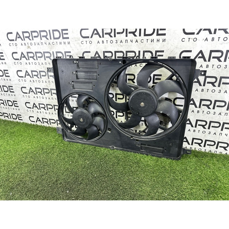 Вентилятор охолодження радіатора (система охлаждения) LAND ROVER Discovery Sport L550 2016 2.0 LR045248