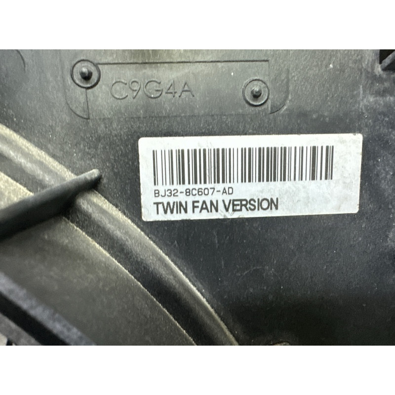 Вентилятор охолодження радіатора (система охлаждения) LAND ROVER Discovery Sport L550 2016 2.0 LR045248