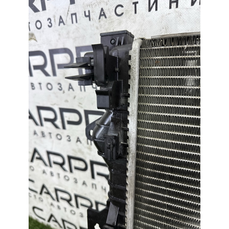 Радіатор охолодження (система охлаждения) LAND ROVER Discovery Sport L550 2016 2.0 LR039530