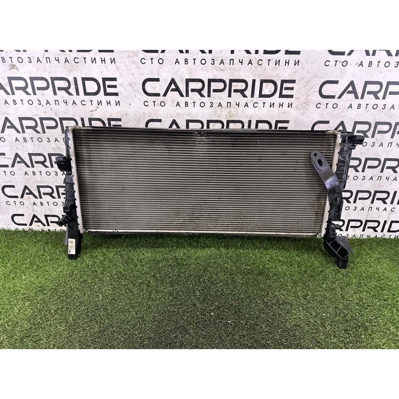 Радіатор охолодження (система охолодження) BMW X1 F48 2018 2.0 17118603089