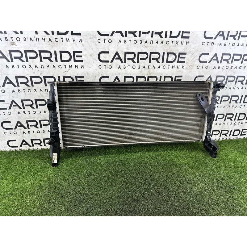 Радіатор охолодження (система охолодження) BMW X1 F48 2018 2.0 17118603089