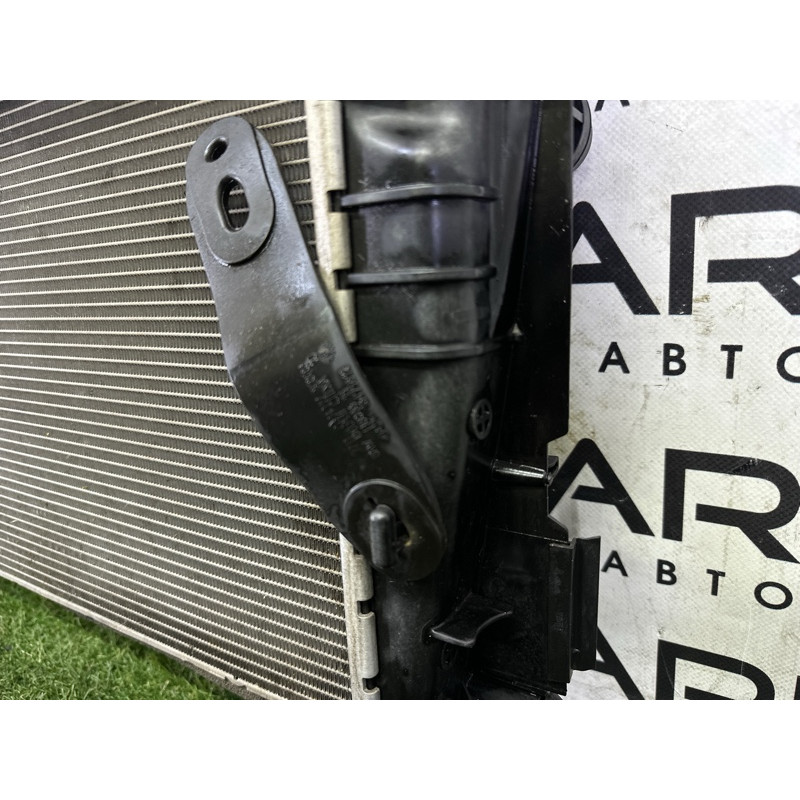 Радіатор охолодження (система охолодження) BMW X1 F48 2018 2.0 17118603089