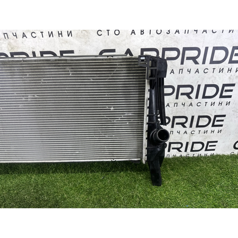 Радіатор охолодження (система охолодження) BMW X1 F48 2018 2.0 17118603089