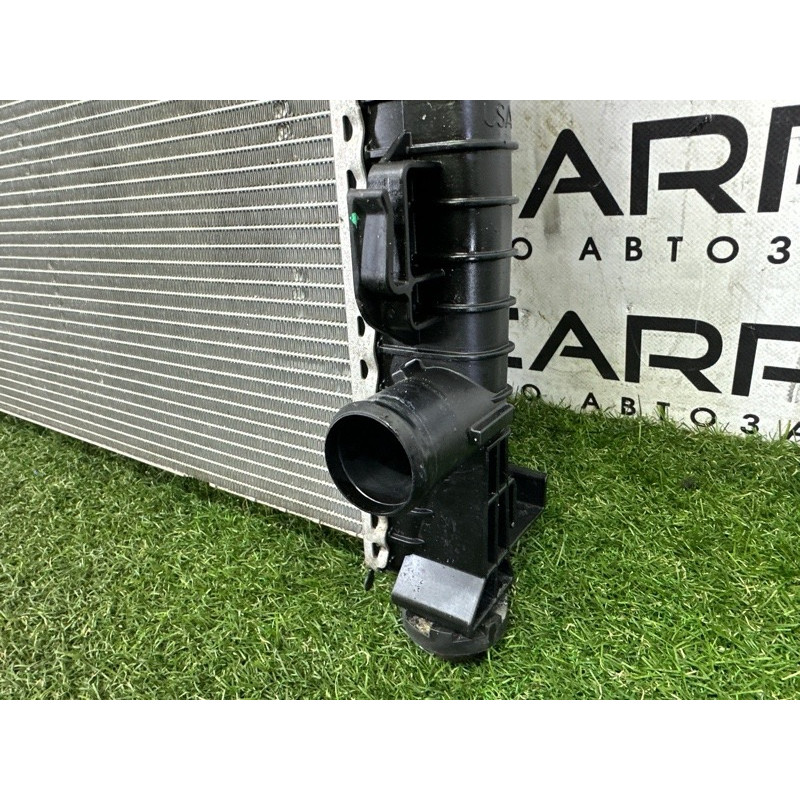 Радиатор охлаждения (система охлаждения) Jeep Grand Cherokee WK2 2015 5.7 HEMi 55038001AH