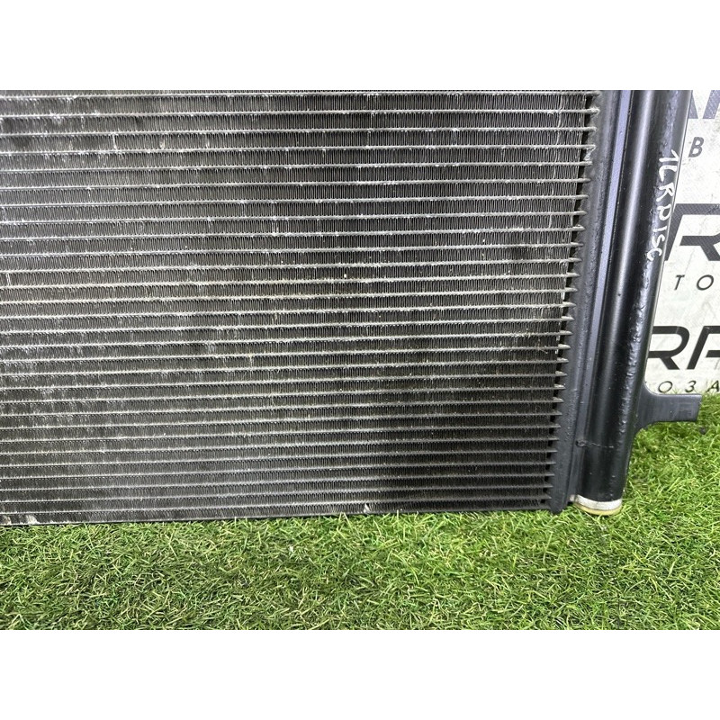 Радіатор кондиціонера (отопление и кондиционирование) LAND ROVER Discovery Sport L550 2016 2.0 LR023921