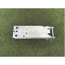 Кронштейн посилювача бампера