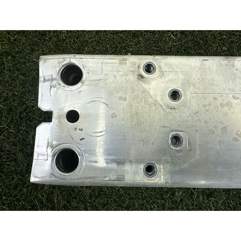 Кронштейн посилювача бампера (скло та дзеркала) BMW X1 F48 2016 2.0 51117406387