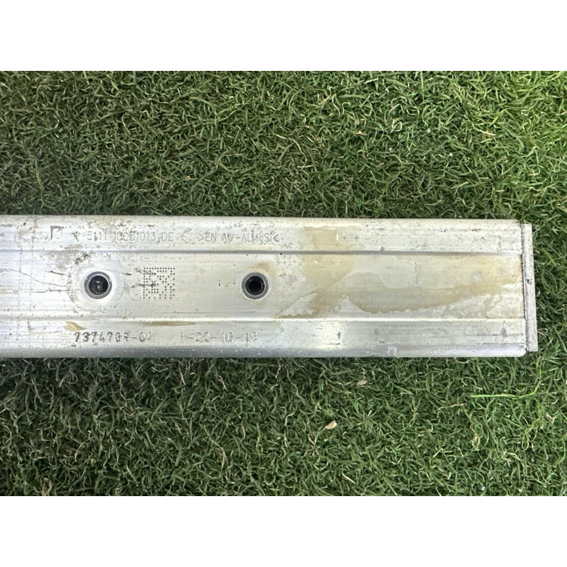 Кронштейн посилювача бампера (скло та дзеркала) BMW X1 F48 2016 2.0 51117374789