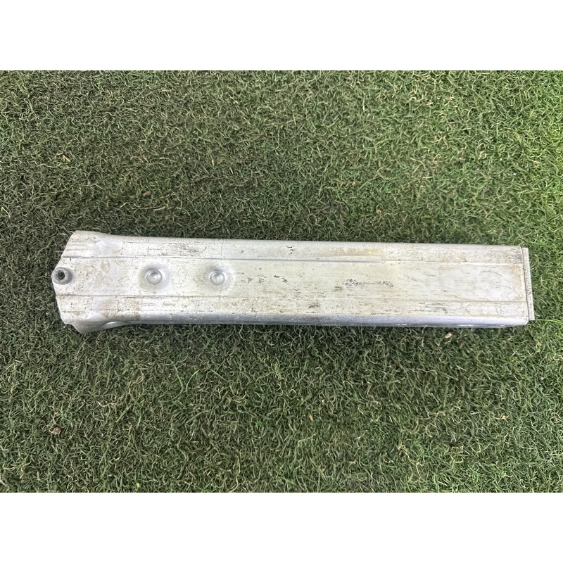 Кронштейн посилювача бампера (скло та дзеркала) BMW X1 F48 2016 2.0 51117374789