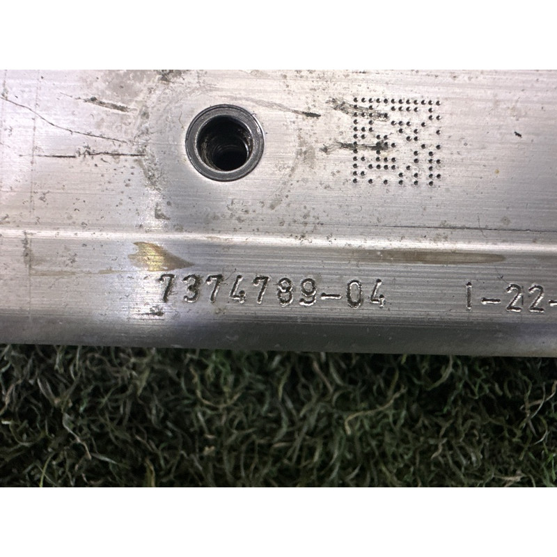 Кронштейн посилювача бампера (скло та дзеркала) BMW X1 F48 2016 2.0 51117374789