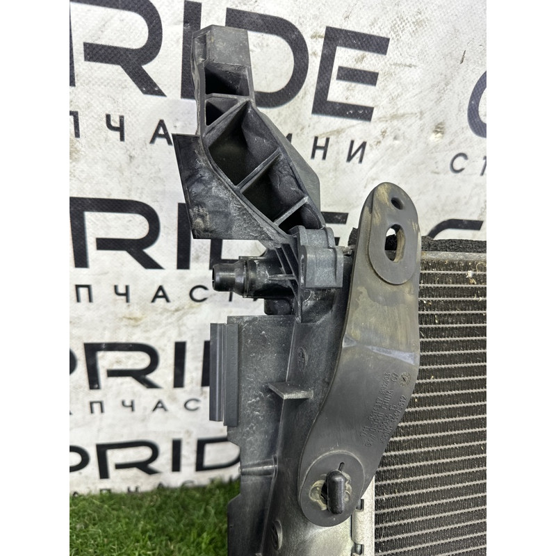 Радіатор охолодження (система охолодження) BMW X1 F48 2016 2.0 17118603269