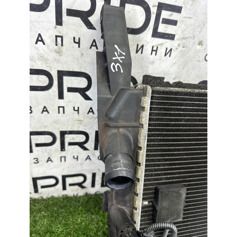 Радіатор охолодження (система охолодження) BMW X1 F48 2016 2.0 17118603269