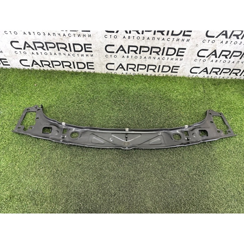 Планка телевизора верхняя (кузов и элементы) BMW X1 F48 2016 2.0 51647434544