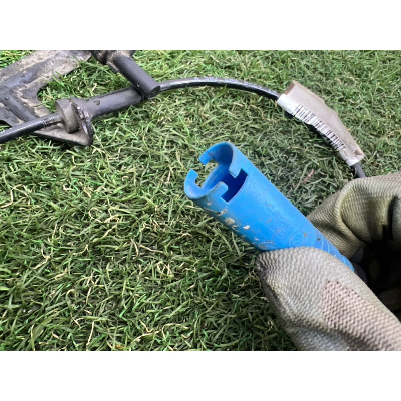 Датчик ABS (електрика / датчики) BMW 5-series E60 2004 M54B22 61126908705