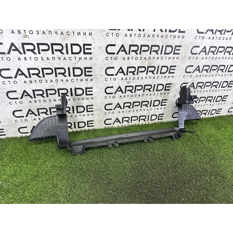 Диффузор радіатора (кузов и элементы) LAND ROVER Discovery Sport L550 2016 2.0 LR058475