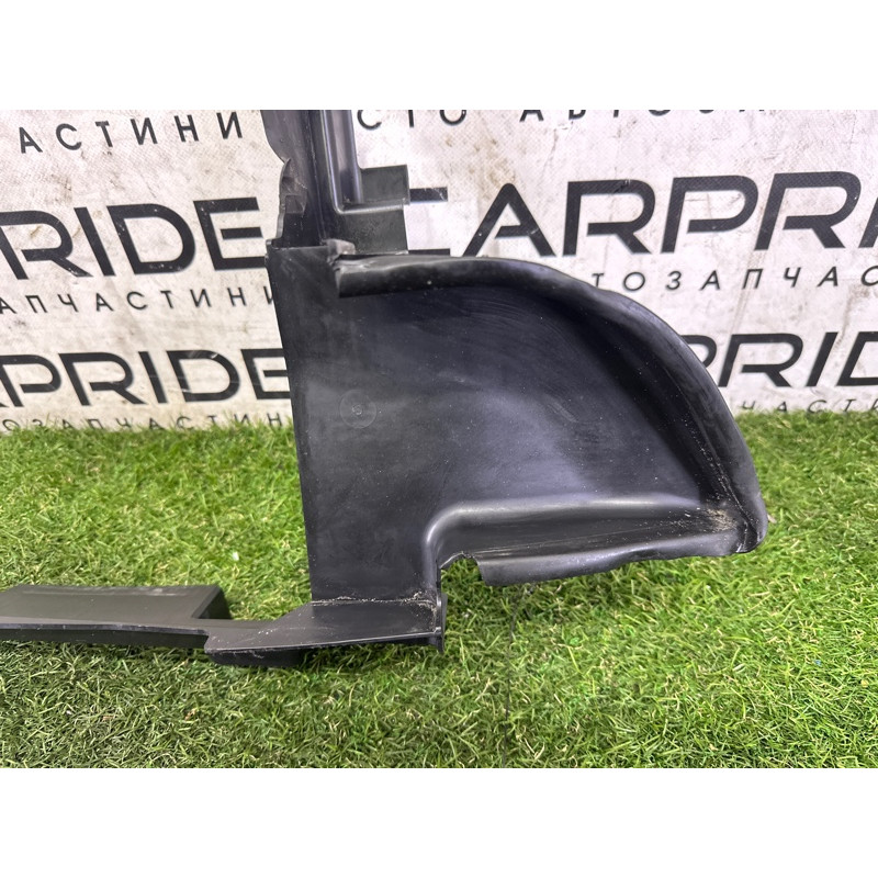 Диффузор радіатора (кузов и элементы) LAND ROVER Discovery Sport L550 2016 2.0 LR058475