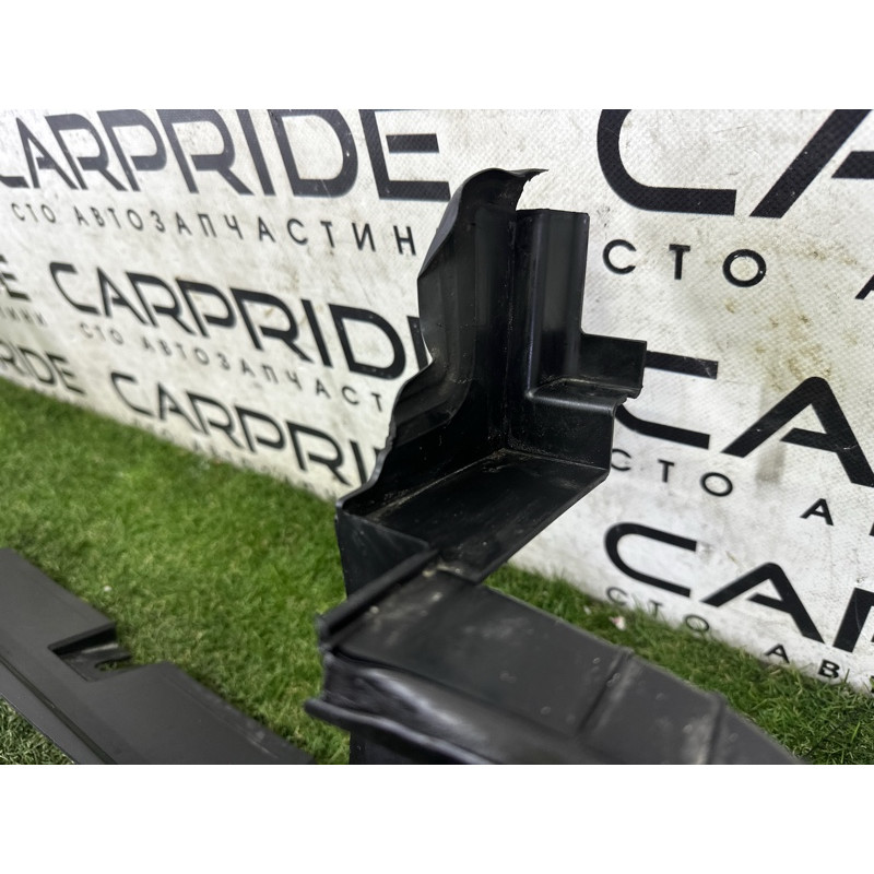 Диффузор радіатора (кузов и элементы) LAND ROVER Discovery Sport L550 2016 2.0 LR058475