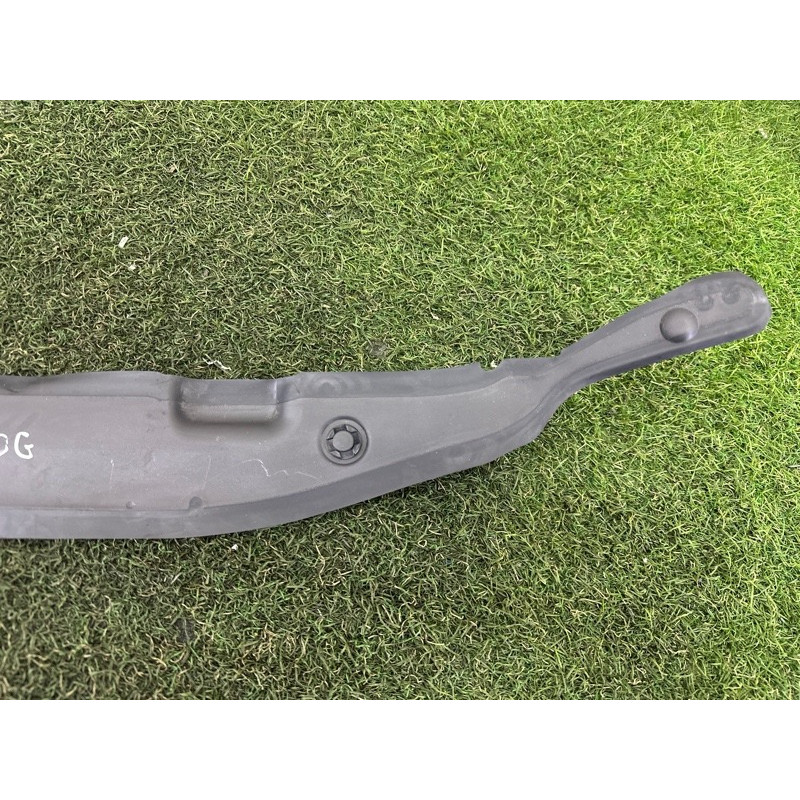 Ущільнювач крила (кузов і елементи) Nissan Rogue T33 2021 2.5 631306RA0A