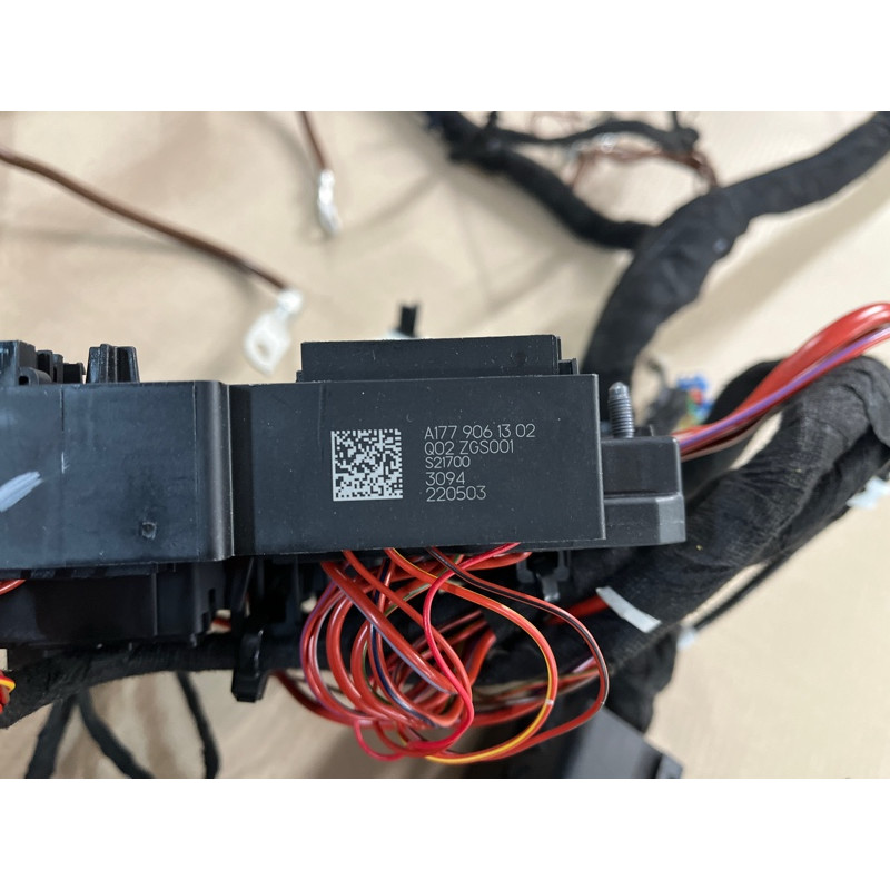 Проводка салона (электрика) Mercedes-Benz EQB 350 X243 2022 A2435400502