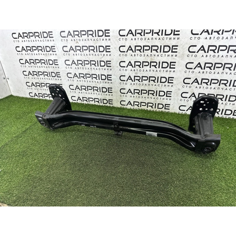 Підсилювач бампера (зовнішні елементи кузова) Volkswagen Touareg NF 2013 3.6 7P0807109D
