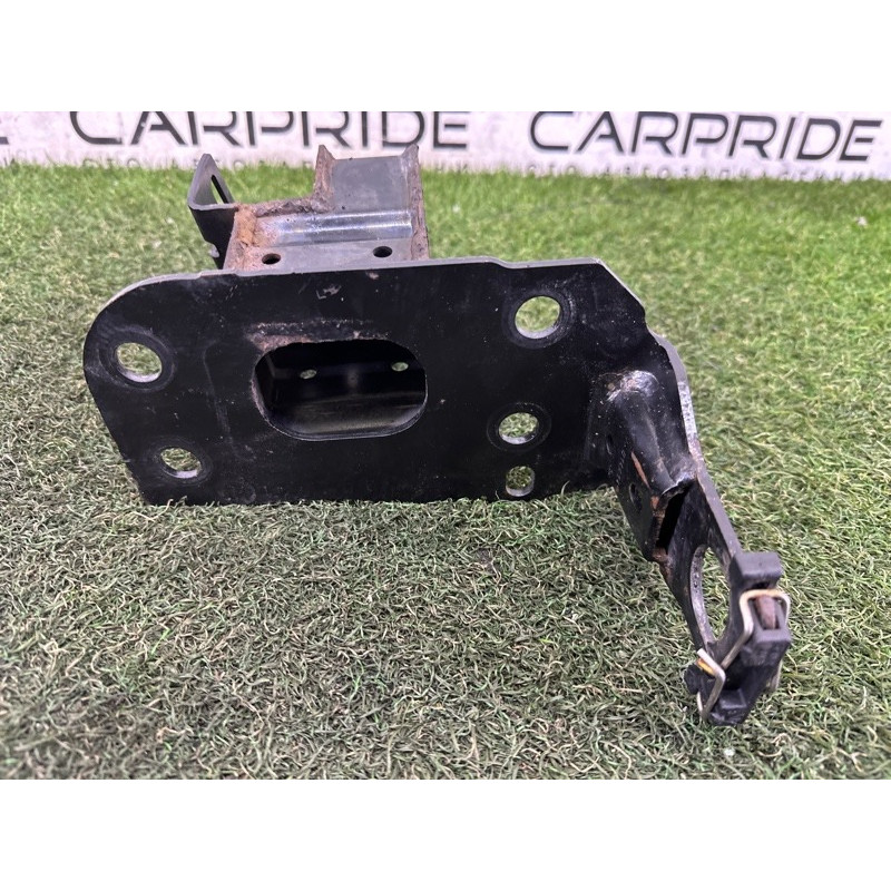 Кронштейн посилювача бампера (скло та дзеркала) AUDI Q7 4L 2015 3.0 4L0807133A