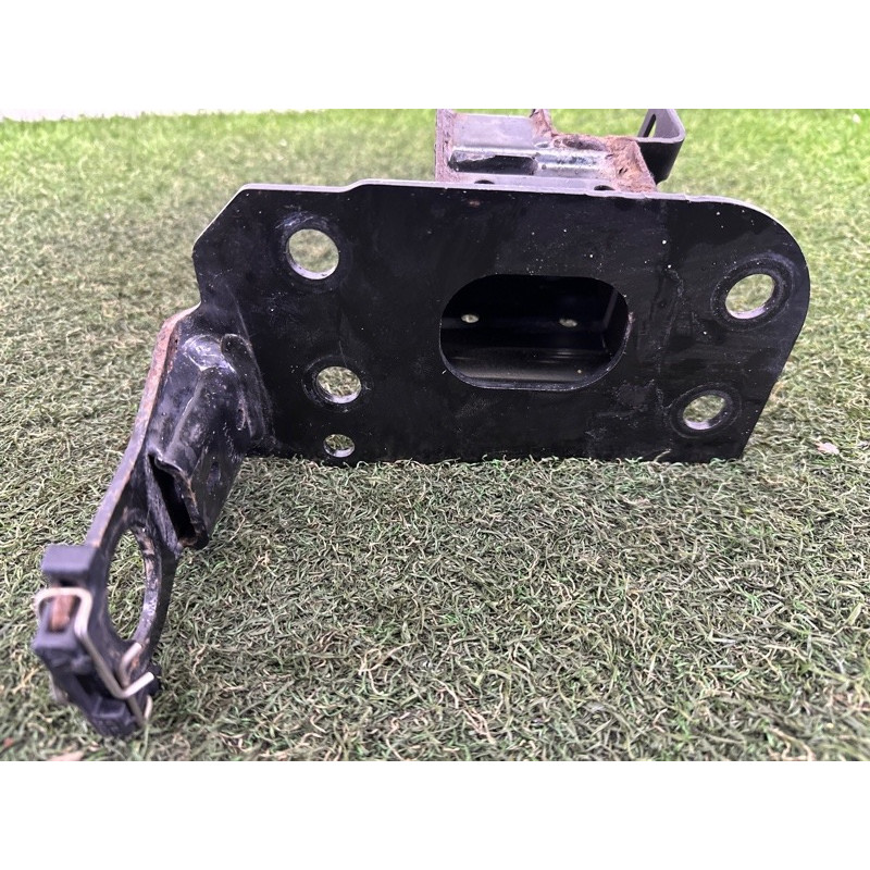 Кронштейн посилювача бампера (скло та дзеркала) AUDI Q7 4L 2015 3.0 4L0807134C