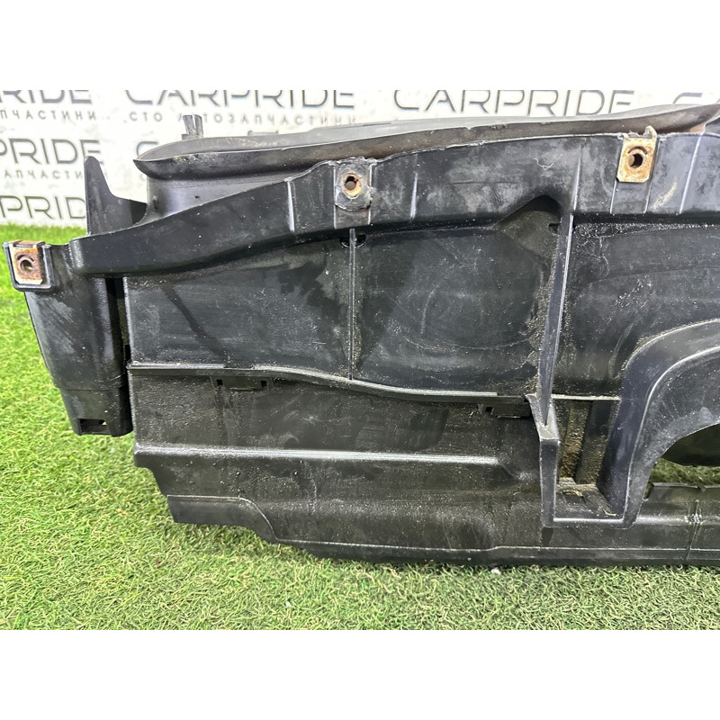 Диффузор радіатора (кузов і елементи) BMW X3 F25 2013 2.0 51747210476