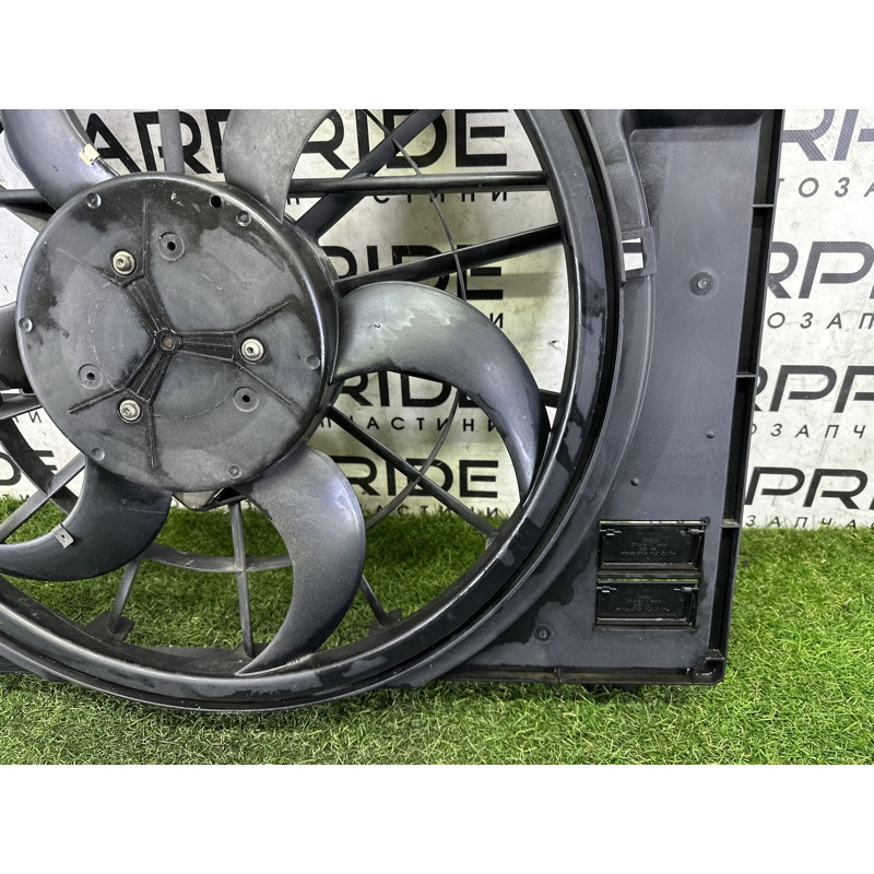 Вентилятор охолодження радіатора (система охлаждения) LAND ROVER Range Rover L405 2014 5.0 LR069901