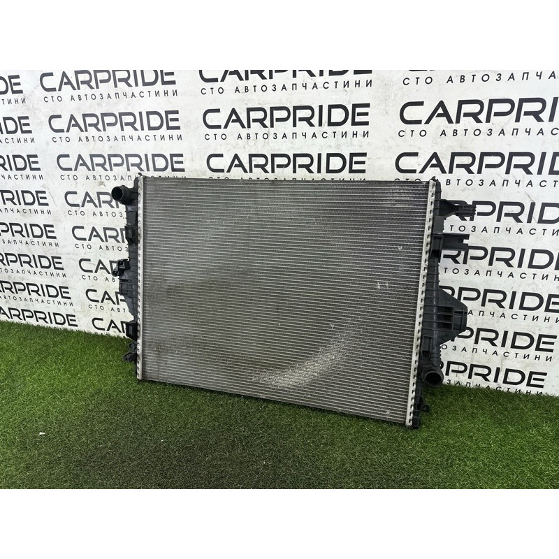 Радіатор охолодження (система охолодження) Volkswagen Touareg NF 2013 3.6 7P0121253A