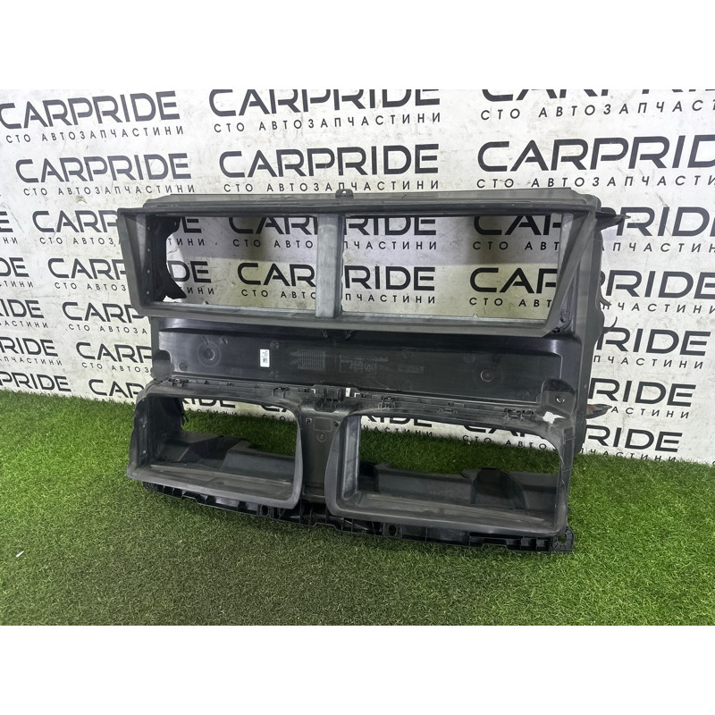 Диффузор радіатора (кузов і елементи) BMW X1 F48 2016 2.0 51747374197