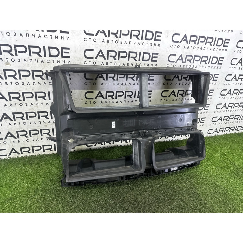 Диффузор радіатора (кузов і елементи) BMW X1 F48 2016 2.0 51747374197