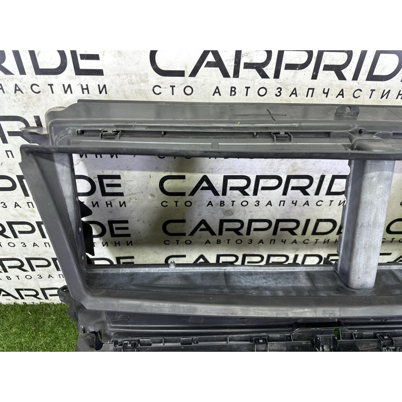 Диффузор радіатора (кузов і елементи) BMW X1 F48 2016 2.0 51747374197