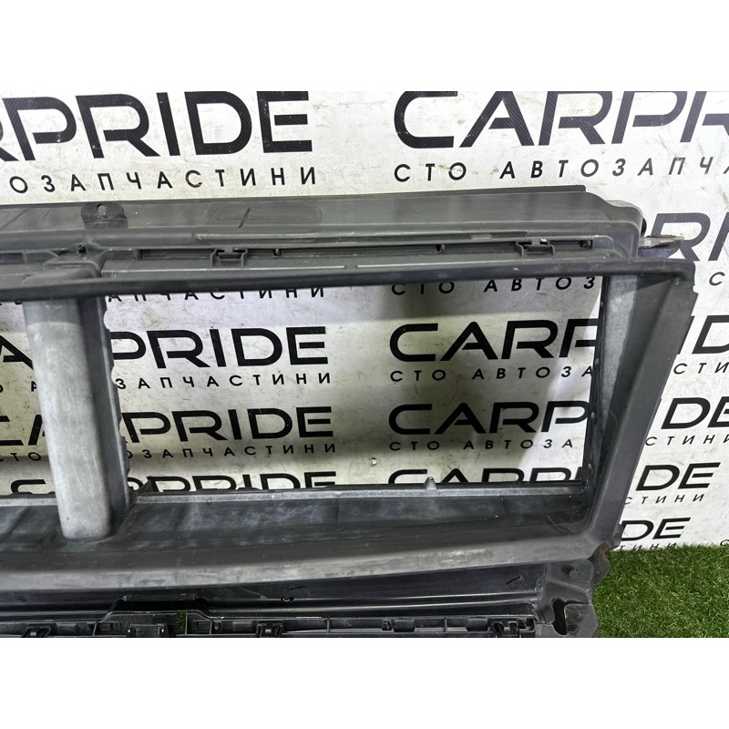 Диффузор радіатора (кузов і елементи) BMW X1 F48 2016 2.0 51747374197