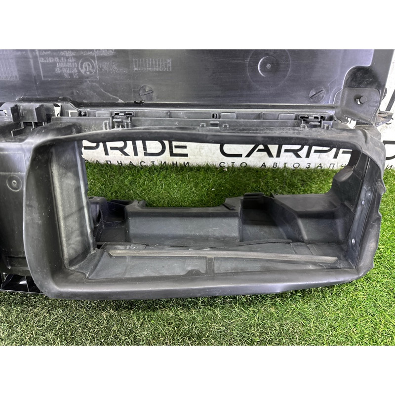 Диффузор радіатора (кузов і елементи) BMW X1 F48 2016 2.0 51747374197