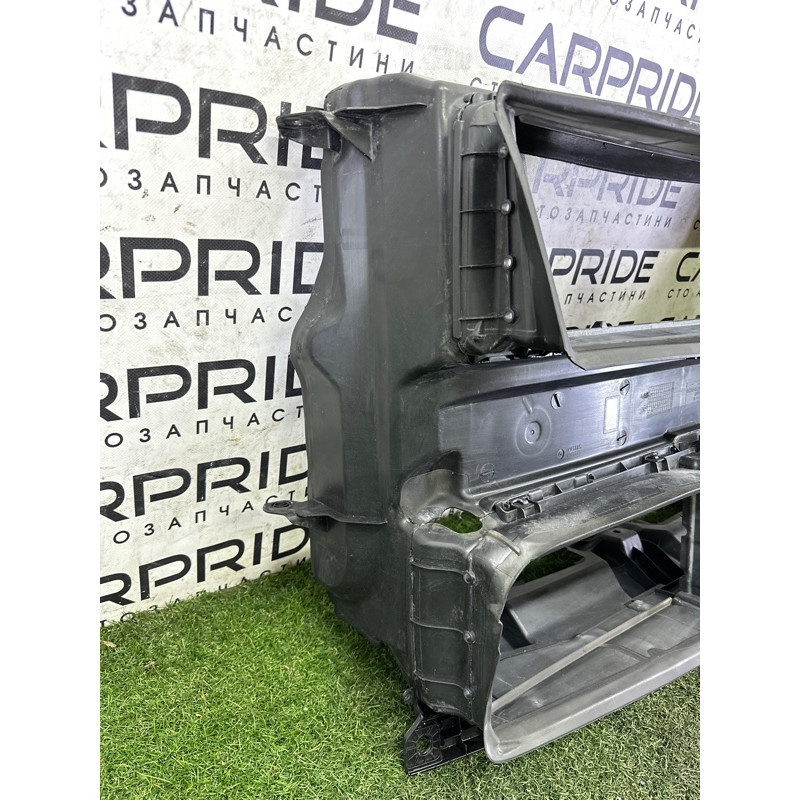 Диффузор радіатора (кузов і елементи) BMW X1 F48 2016 2.0 51747374197