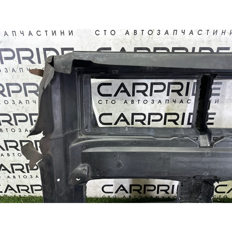 Диффузор радіатора (кузов і елементи) BMW X1 F48 2016 2.0 51747374197