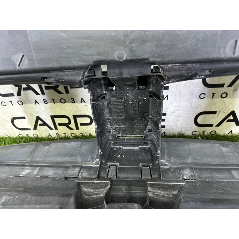 Диффузор радіатора (кузов і елементи) BMW X1 F48 2016 2.0 51747374197