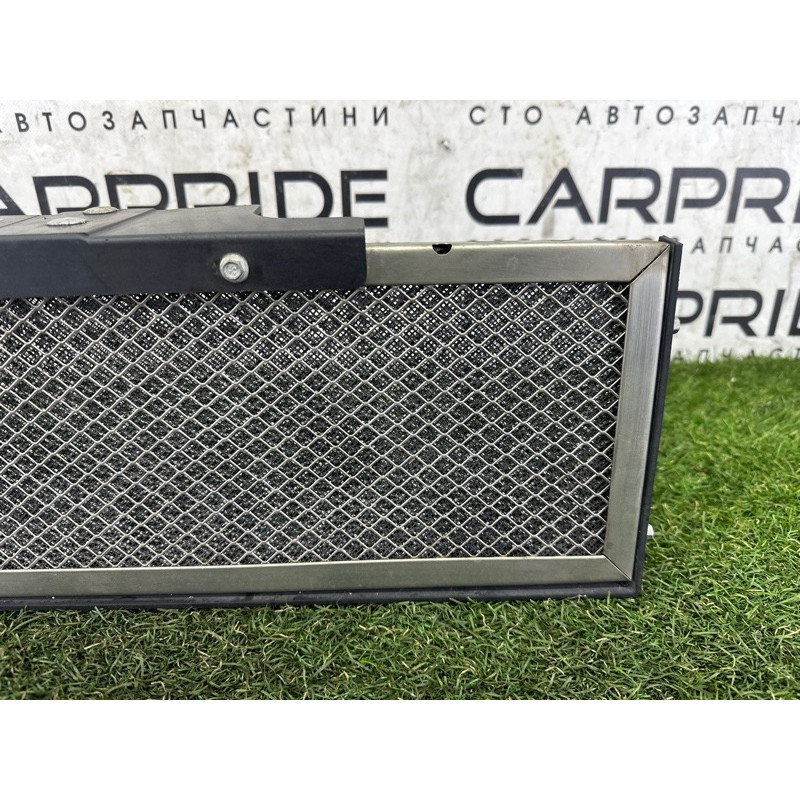 Решітка радіатора (наружные элементы кузова) LAND ROVER Discovery Sport L550 2016 2.0 LR072623